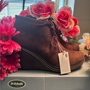 Dr. Scholl's Women's Chocolate Wedge Booties
